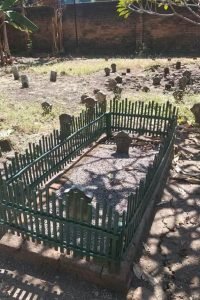 Makam Guru Menjadi Penanda Identitas Asal Keilmuan