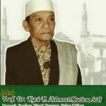 Kiai Ahmad Mudlor Tak Canggung Cangkruk dengan Santri