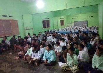 Mengintip Cara Gus Rijal Mumazziq Memberi Materi di Hadapan Para Remaja