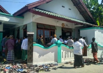 Gus Baha dan Pesan agar Gak Mudah Kagetan