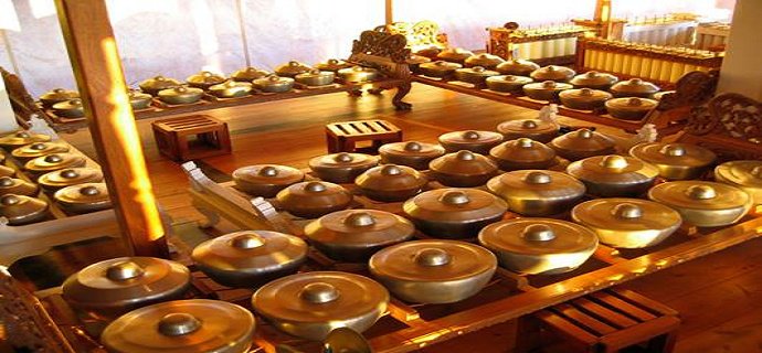 gamelan mbonang