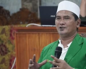 Al Maghfurlah KH. Azizi Hasbullah, Ulama’ Faqih dari Blitar