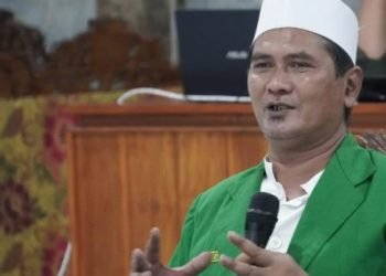 Al Maghfurlah KH. Azizi Hasbullah, Ulama’ Faqih dari Blitar