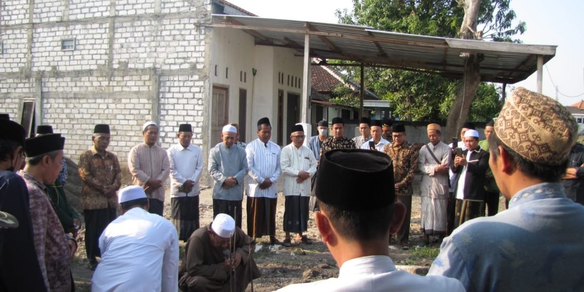 Peletakan Batu Pertama Pembangunan Gedung Kantor MWC NU Widang: Memperkuat Semangat Pelayanan Ummat