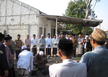 Peletakan Batu Pertama Pembangunan Gedung Kantor MWC NU Widang: Memperkuat Semangat Pelayanan Ummat