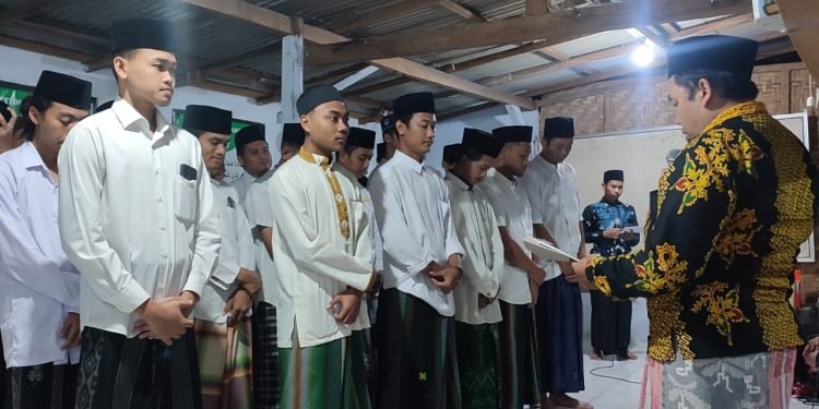Pondok Pesantren, Miniatur Kehidupan Masyarakat