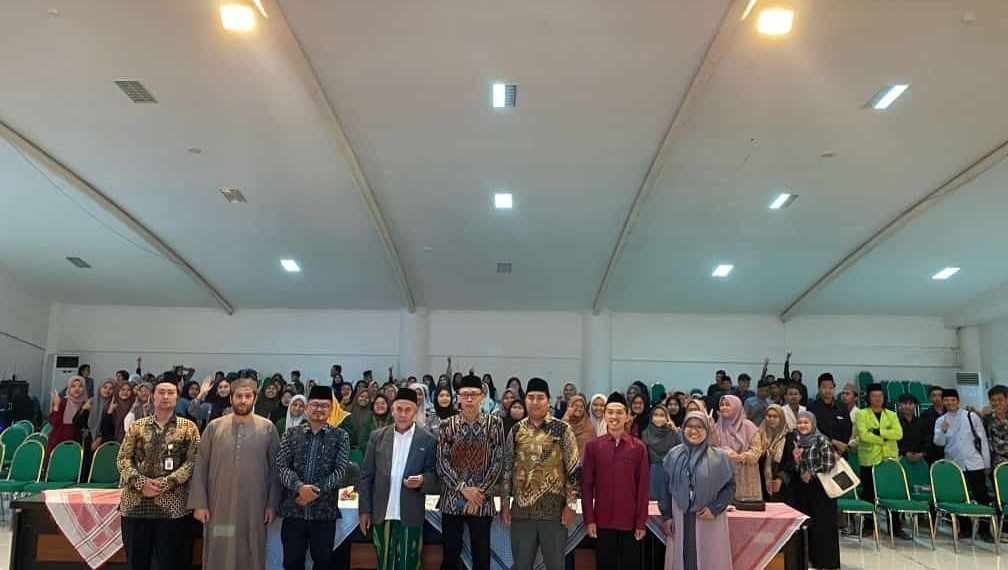 Seminar Nasional Muhadditsin Gold Festival 2023 diisi oleh KH. Marzuki Mustamar