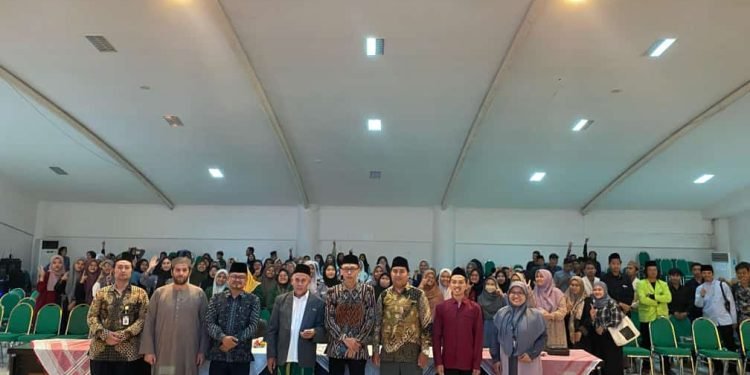 Seminar Nasional Muhadditsin Gold Festival 2023 diisi oleh KH. Marzuki Mustamar