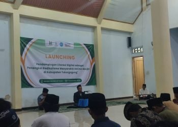 Pengabdian Dosen UIN SATU Tulungagung Meluncurkan Masjid Literasi untuk Menangkal Hoaks