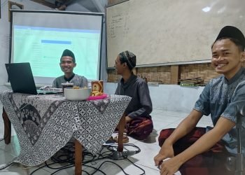 Tutorial Penting!!! Sekolah Menulis dan Layouting PP. Al Bidayah Tulungagung