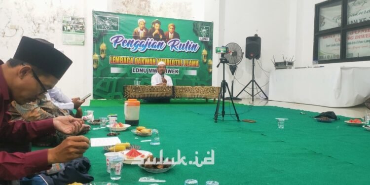 Gelar Pengajian Kitab al-Muqtathofat Solusi Perkuat NU-isme