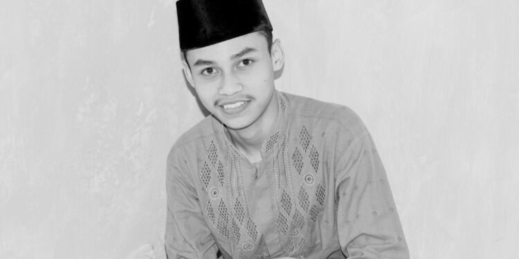 Menumbuhkan Manusia Merdeka: Menyatukan Gagasan Pendidikan Ki Hajar Dewantara dan Paulo Freire untuk Pendidikan Indonesia