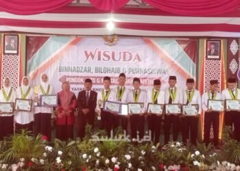 Wisuda Pondok, MTs, MA Seblak Jombang: Pesantren, Candradimuka Santri Wujudkan Mimpi