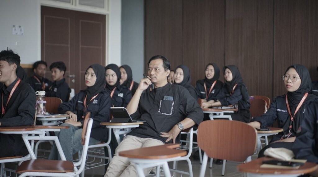 Bedah Karya Tulis dan Film Dokumenter : Upaya Mengenal Lebih Dalam Video Dokumenter