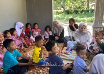 Lapak Baca KKN Nusantara: Menanamkan Cinta Literasi sejak Dini di Dusun Kanoman 2