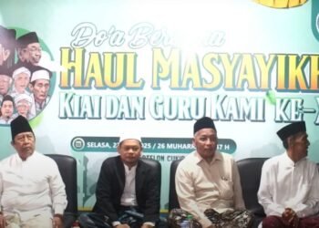 Haul Masyayikh Ke-10, Warung KPK Cukir Jadi Ruang Ngalap Barokah dan Silaturahmi Warga