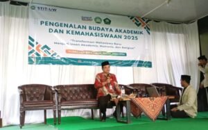 Diskusi Mahasiswa STIT UW Jombang, Tanggung Jawab Sosial Jadi Tugas Berat Mahasiswa