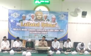 Jangan Hanya Gandoli Sarung Mbah Hasyim, Lakukan Amaliyah NU Juga