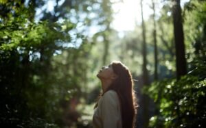 Mengatasi Rasa Malu Melalui Dukungan Dari Lingkungan