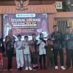 Bupati Nganjuk Hadiri Lomba Baca Puisi SD: “Semangat Tak Bisa Dibeli!”