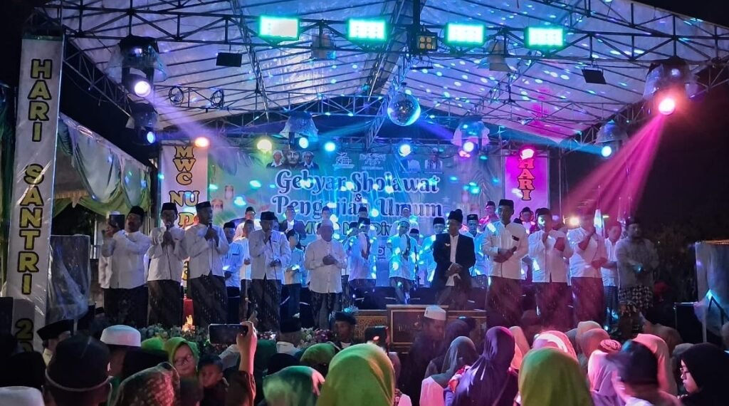 Meriah, Gebyar Shalawat dan Pengajian Umum Peringati Hari Santri