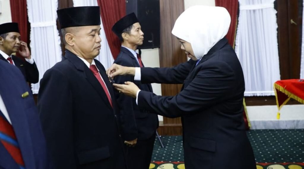 Mengajar ltu Rutinitas, Menulis Tunjukkan Kualitas