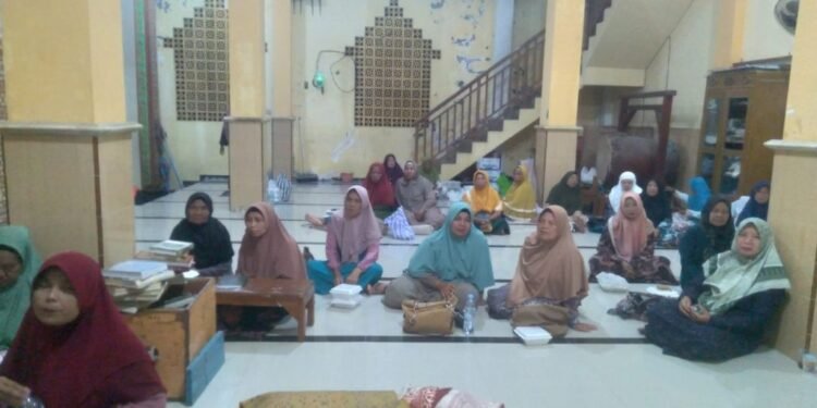 Majelis Sema’an al-Qur’an, Mendekatkan Diri Pada Orang-Orang Yang Dekat Allah SWT