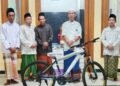 Gelar Pengajian, Beri Sepeda ke Anak Yatim