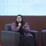 Ambisi, Bisnis, dan Adab Menuntut Ilmu: Menjadi Mahasiswa Produktif di Era Digital